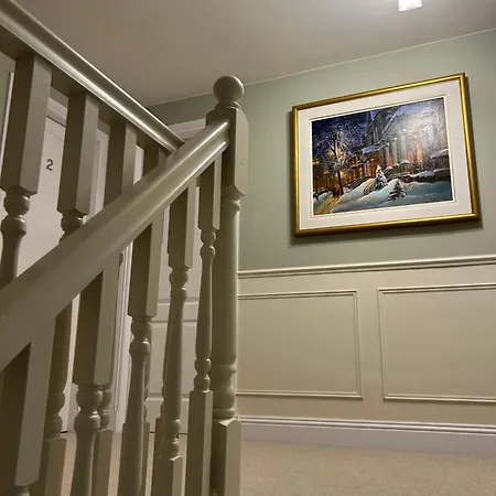 Castlecroft Bed And Breakfast-3